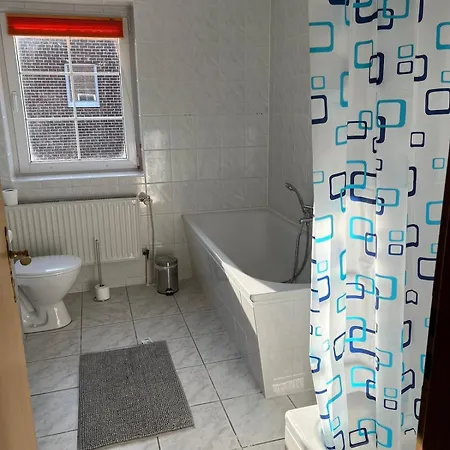 アパート Schoenefeld-berlin - Large House For Max 10 Persons Near Tesla