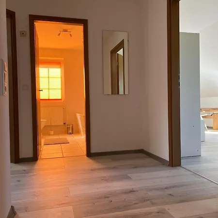 アパート Schoenefeld-berlin - Large House For Max 10 Persons Near Tesla