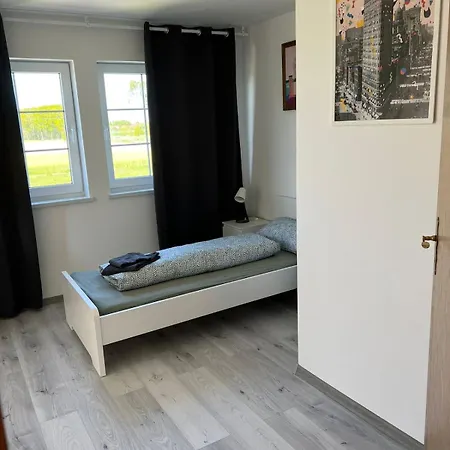 アパート Schoenefeld-berlin - Large House For Max 10 Persons Near Tesla *